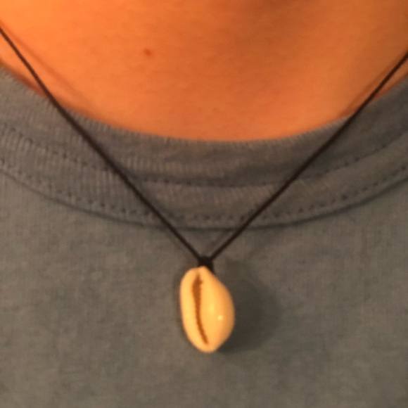 Jewelry - Cowrie Shell Necklace